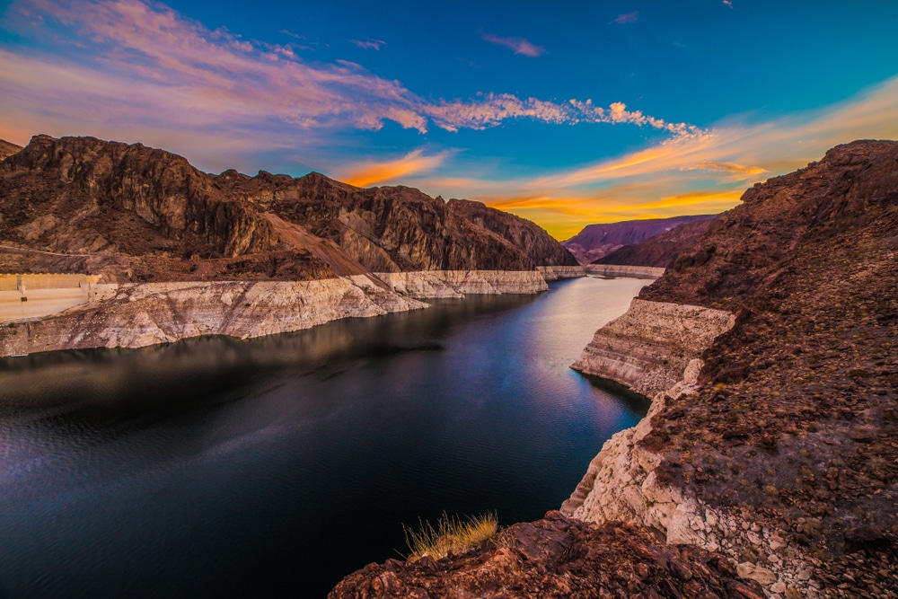 Hoover,Dam,At,Sunrise